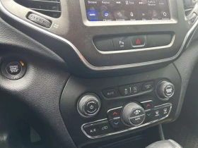 Jeep Cherokee Trailhawk, снимка 12