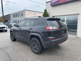 Jeep Cherokee Trailhawk, снимка 2