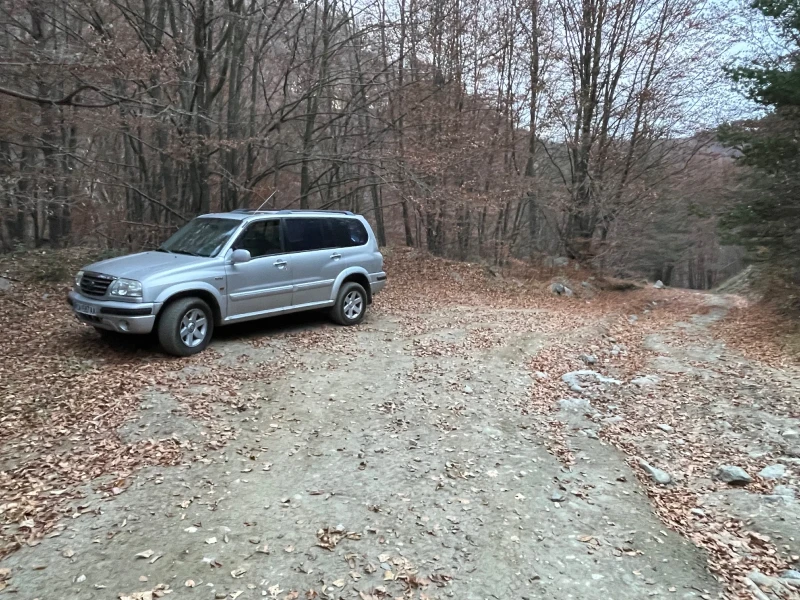 Suzuki Grand vitara XL-7-2.7i V6 НАВИ АВТОМАТ КОЖА, снимка 3 - Автомобили и джипове - 47666590