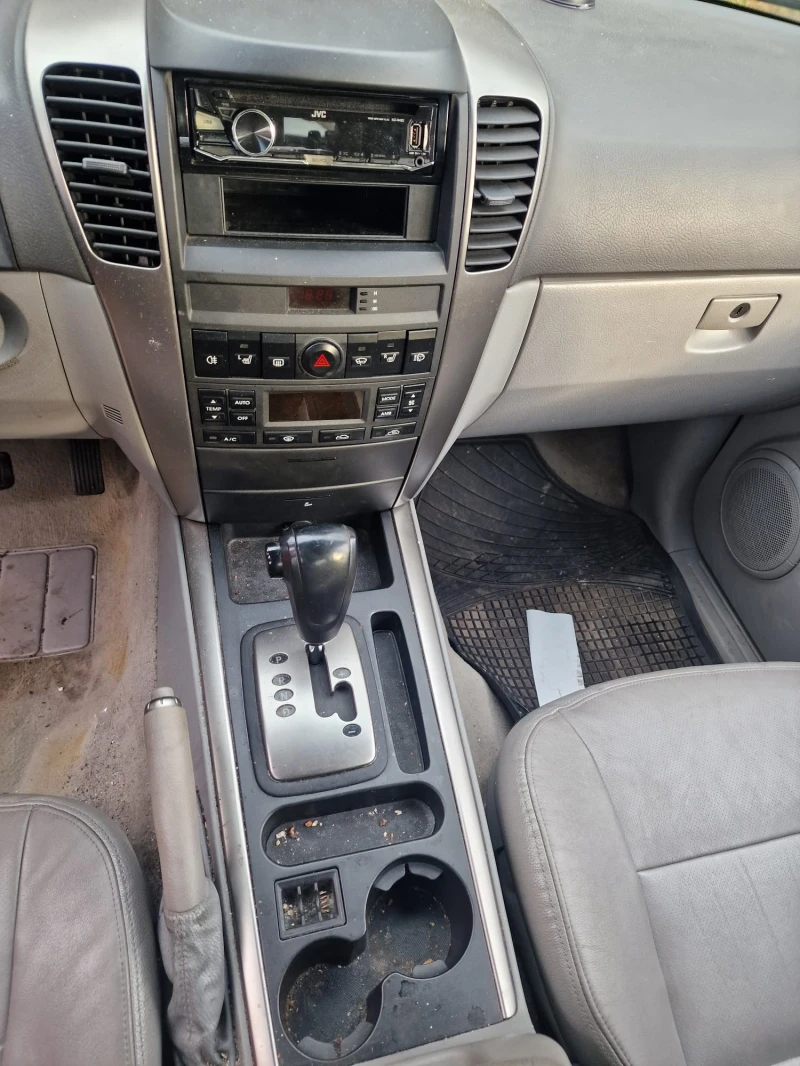 Kia Sorento, снимка 9 - Автомобили и джипове - 48150325