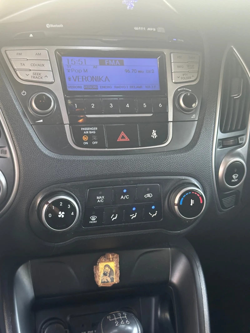 Hyundai IX35, снимка 6 - Автомобили и джипове - 52286289