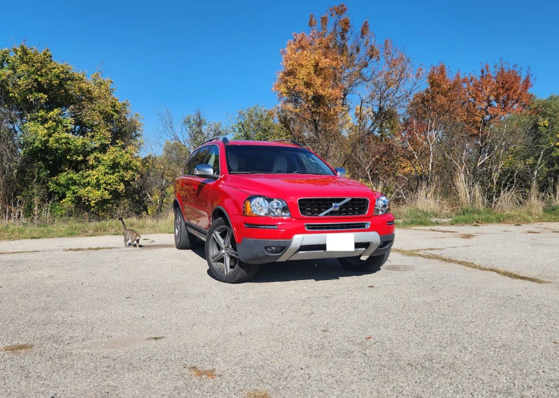 Volvo Xc90 3.2L R-Design, снимка 2 - Автомобили и джипове - 52495139