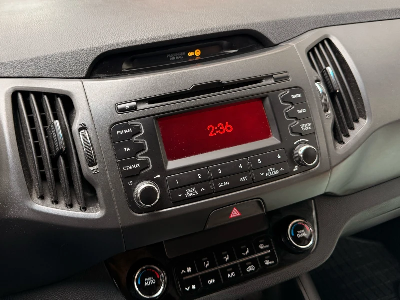 Kia Sportage 2.0D CRDi 4WD 136hp 6MT, снимка 12 - Автомобили и джипове - 52473867