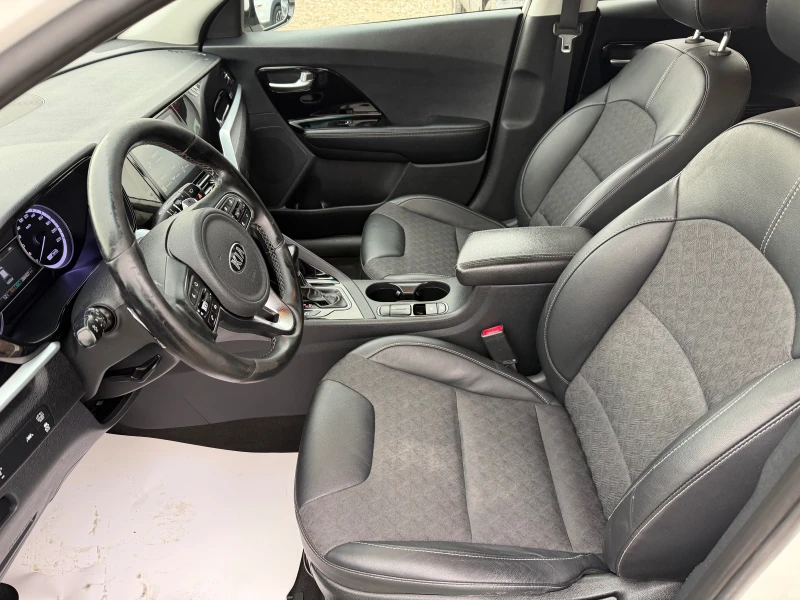 Kia Niro 1.6 HYBRID, снимка 9 - Автомобили и джипове - 52580735