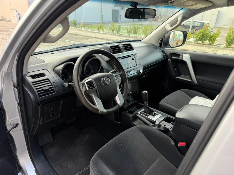 Toyota Land cruiser, снимка 13 - Автомобили и джипове - 53042287