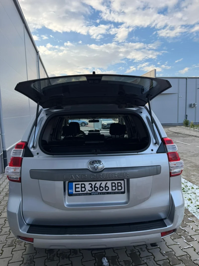 Toyota Land cruiser, снимка 15 - Автомобили и джипове - 53042287