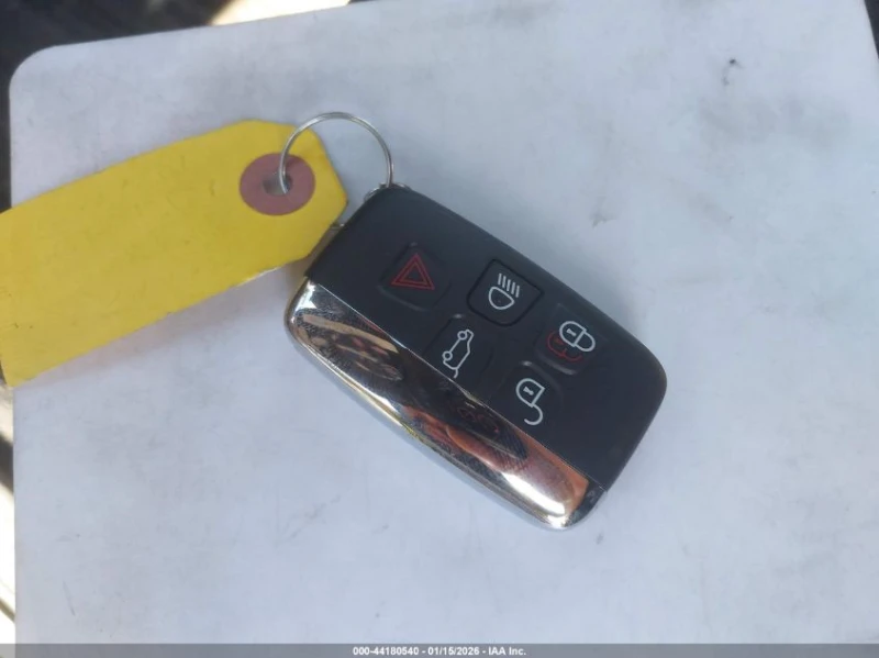 Land Rover Discovery Sport 2l Hse, снимка 11 - Автомобили и джипове - 53249307