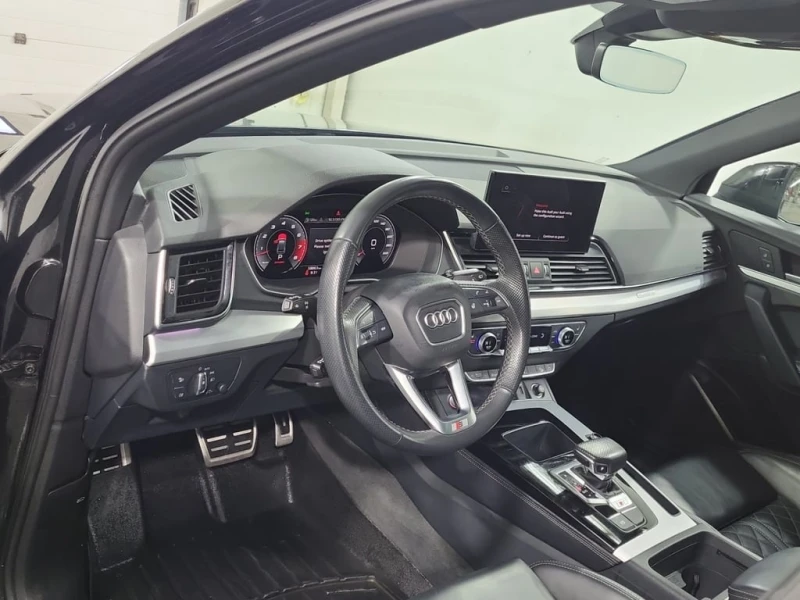 Audi SQ5 / PROGRESSIV / DISTRONIC / PANO / CARFAX, снимка 10 - Автомобили и джипове - 53327750