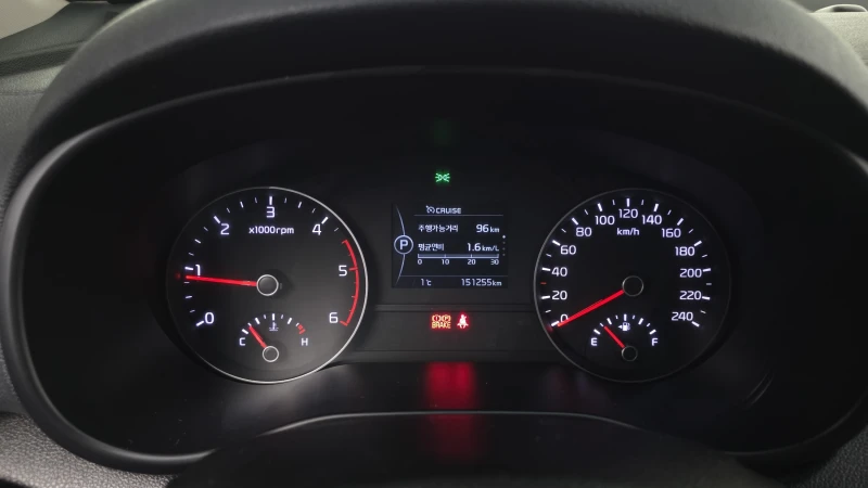 Kia Sportage 2.0CRDI/4x4/Пълна сервизна история !!!, снимка 11 - Автомобили и джипове - 53382944