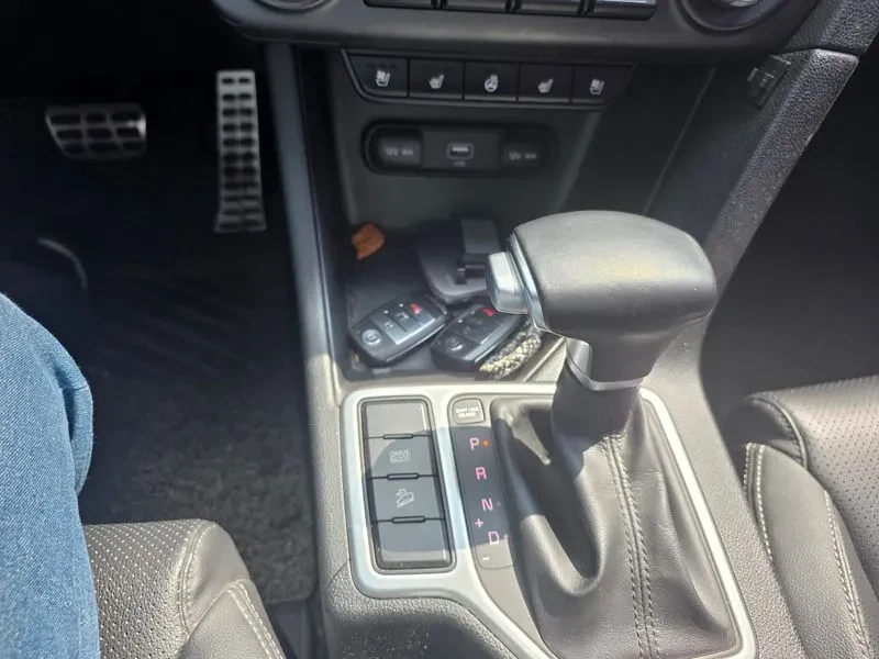 Kia Sportage  The Bold Diesel 2.0 2Wd Prestige, снимка 16 - Автомобили и джипове - 54955737