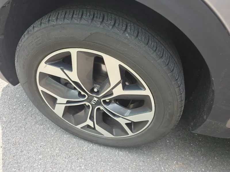 Kia Sportage  The Bold Diesel 2.0 2Wd Prestige, снимка 10 - Автомобили и джипове - 54955737