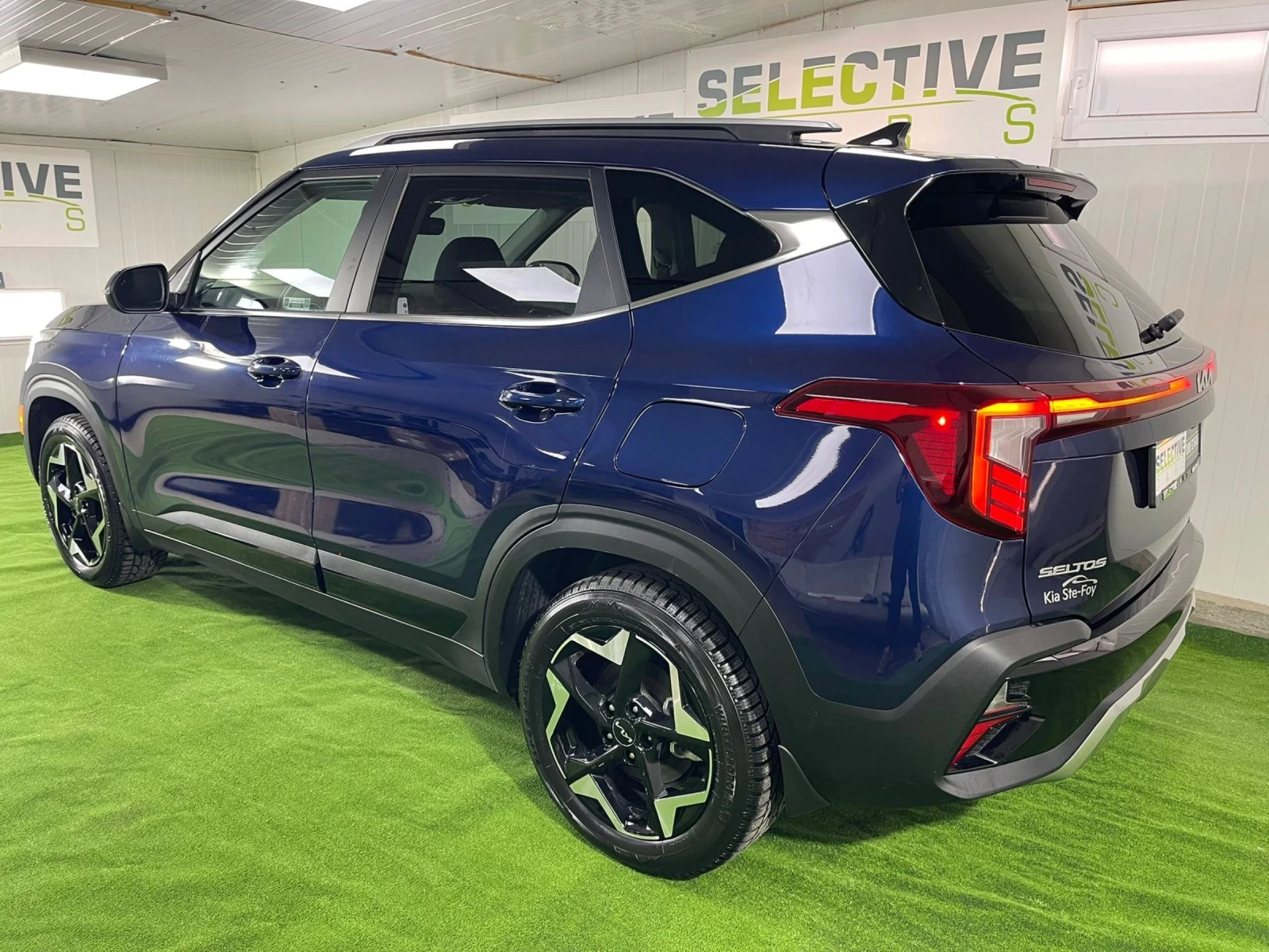 Kia Seltos 4EX PREMIUM* AWD* 2024* 18000km*  - изображение 4