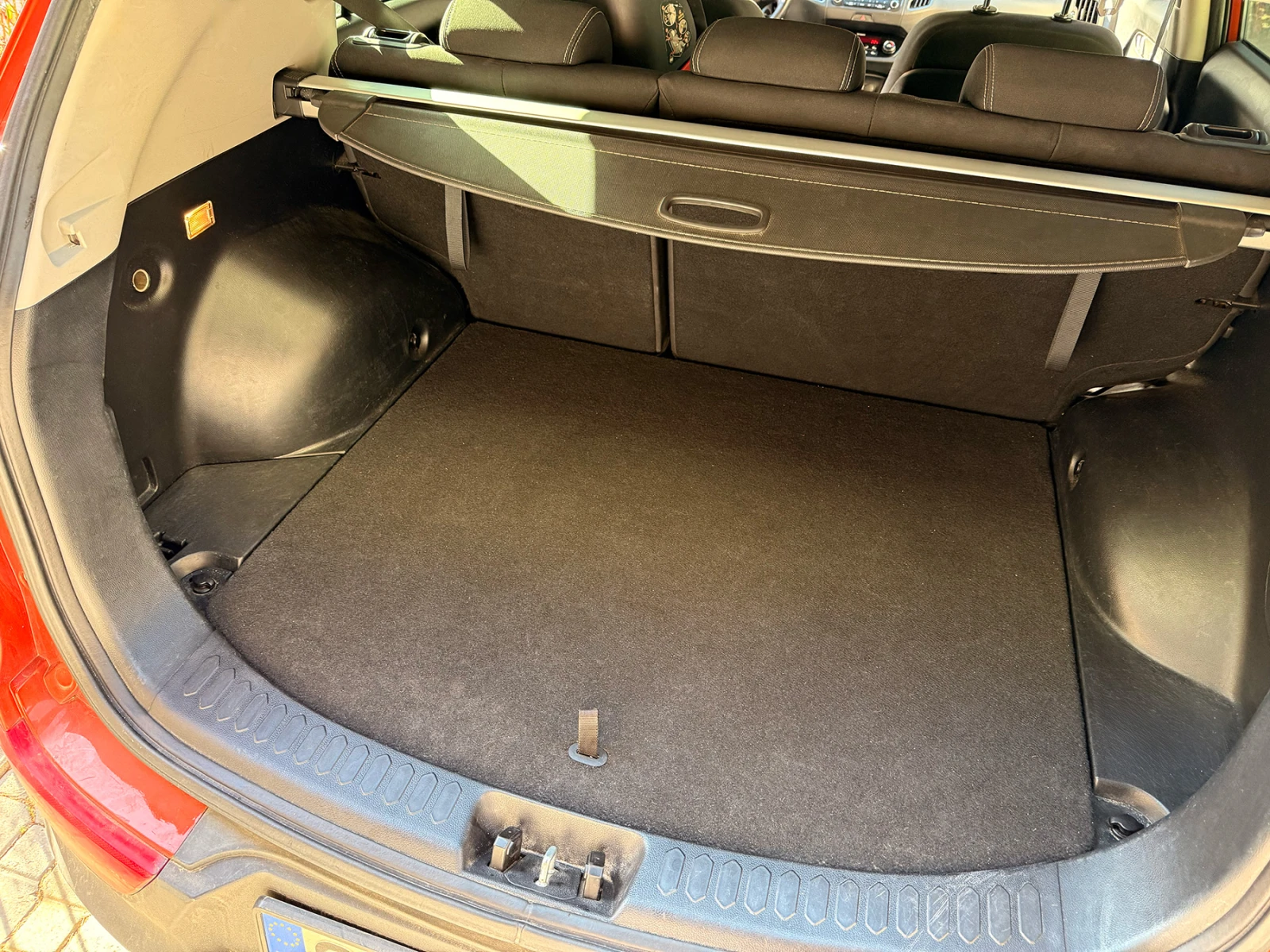 Kia Sportage 2.0D CRDi 4WD 136hp 6MT | Mobile.bg � ����������� 16