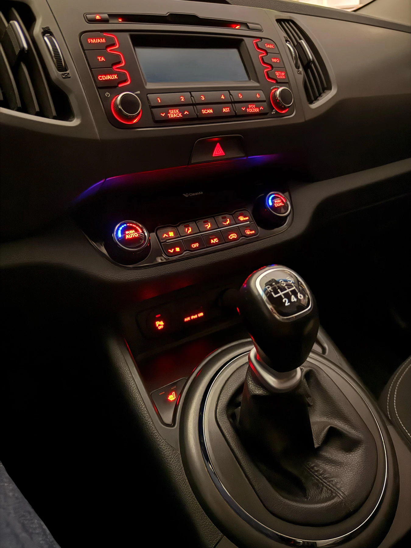 Kia Sportage 2.0D CRDi 4WD 136hp 6MT | Mobile.bg � ����������� 13