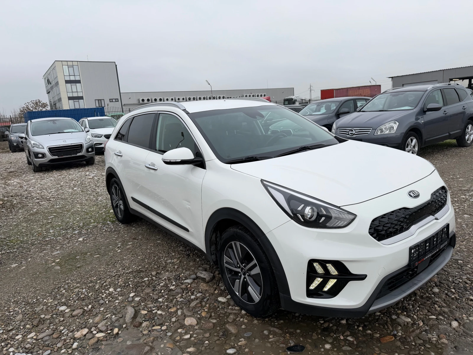 Kia Niro 1.6 HYBRID - изображение 3