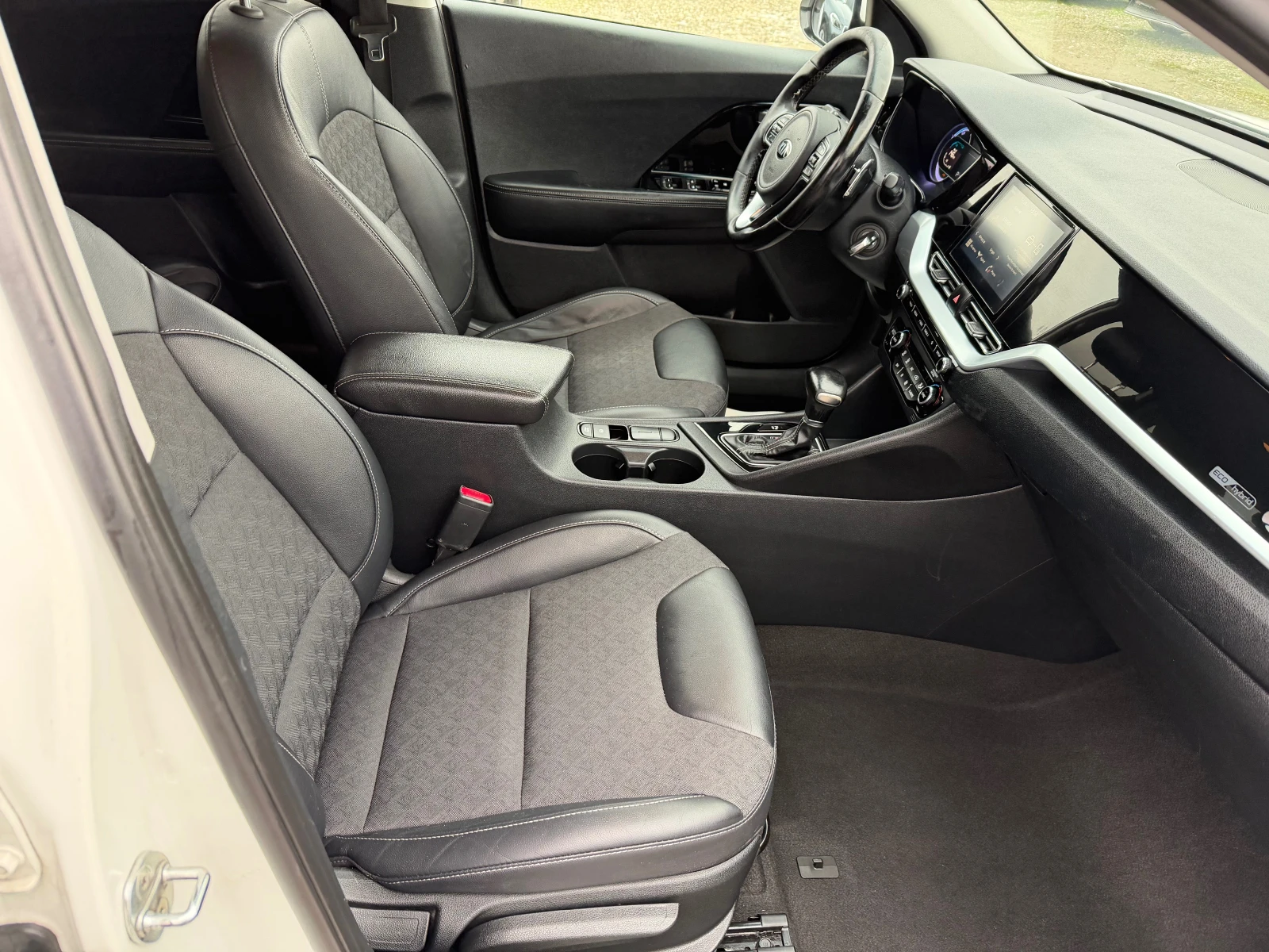 Kia Niro 1.6 HYBRID | Mobile.bg   11