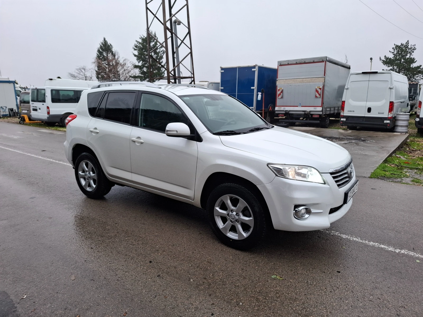Toyota Rav4 2.2D4D Navi Кожа Подгрев - изображение 2