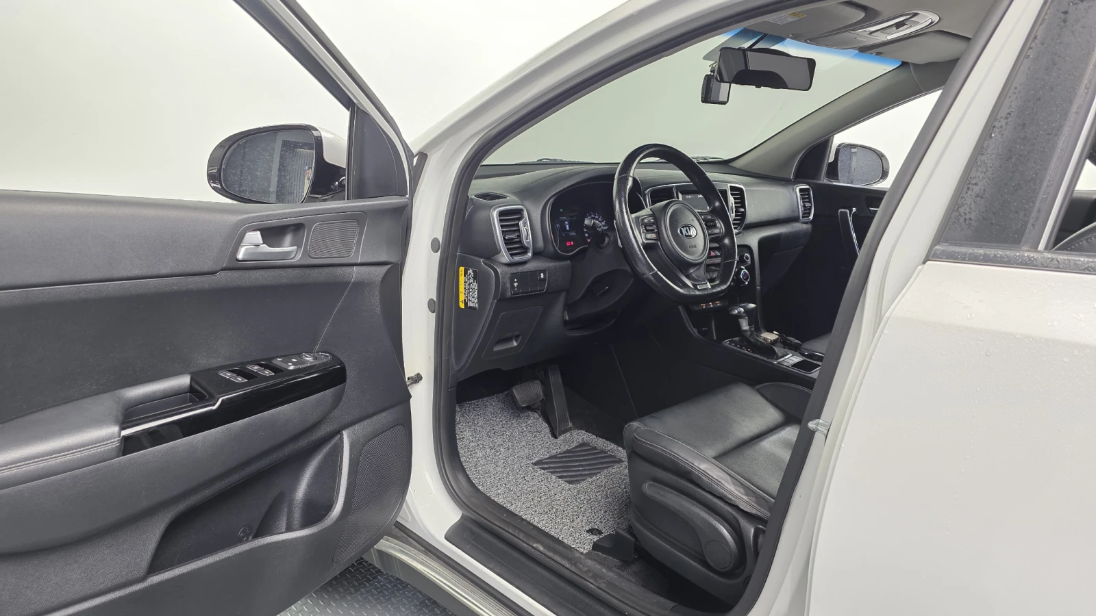 Kia Sportage 2.0CRDI/4x4/Пълна сервизна история !!! - изображение 5