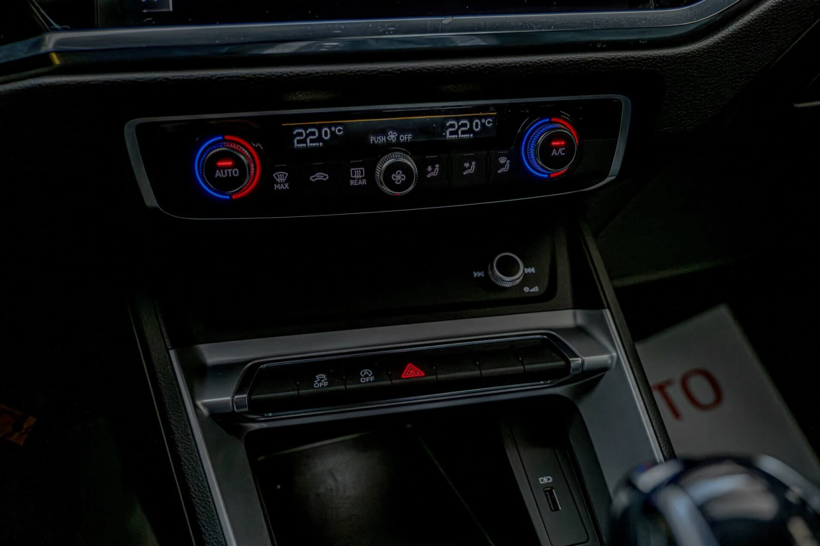 Audi Q3 40TDI/Quattro/Virtual/Distronic/Lane Assist - изображение 10