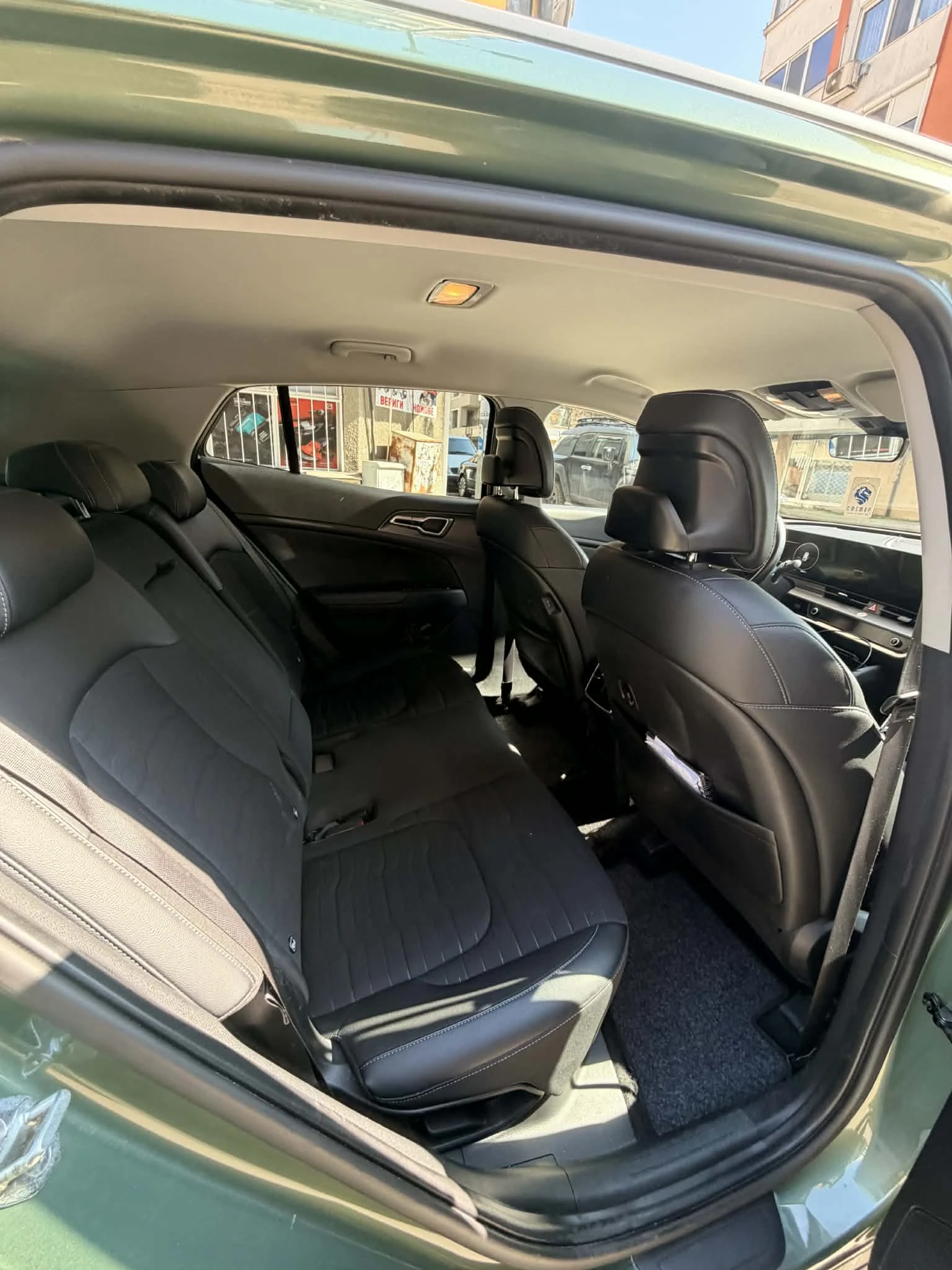 Kia Sportage ГАРАНЦИОНЕН 4Х4 , снимка 6 - Автомобили и джипове - 53706741