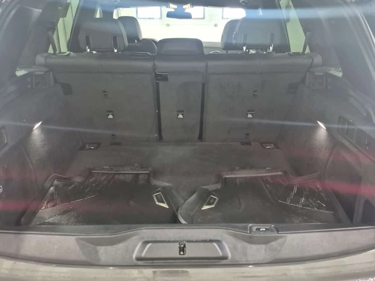 BMW X5 XDRIVE| M ПАКЕТ| SWAROWSKI| HUD| 360| ДВА КЛЮЧА, снимка 6 - Автомобили и джипове - 53841481