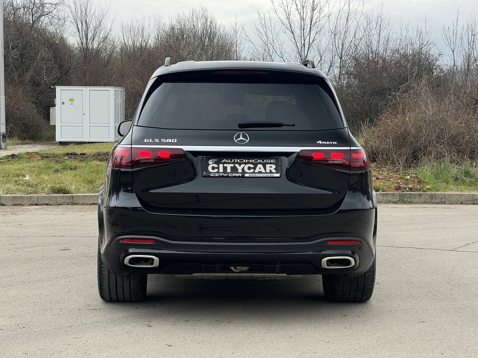 Mercedes-Benz GLS580 AMG/4MATIC/FACELIFT/MANUFAKTUR/HEAD UP/BURM/PANO/, снимка 5 - Автомобили и джипове - 54027992