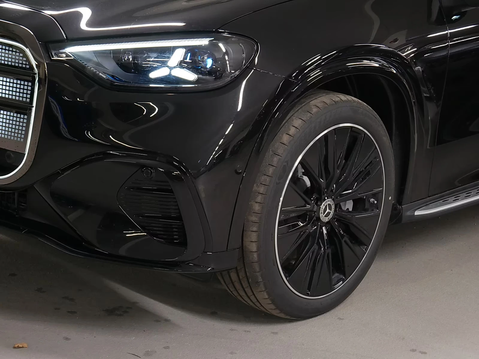 Mercedes-Benz GLC 400 EQ 4-MATIC AMG BURMESTER NIGHT-PAKET HYPERSCREEN, снимка 4 - Автомобили и джипове - 54128288