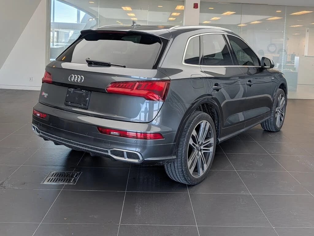 Audi SQ5 Bang&Olfusen * HeadUp *  AвтоКредит * (ЦЕНА ДО БГ), снимка 4 - Автомобили и джипове - 54428780