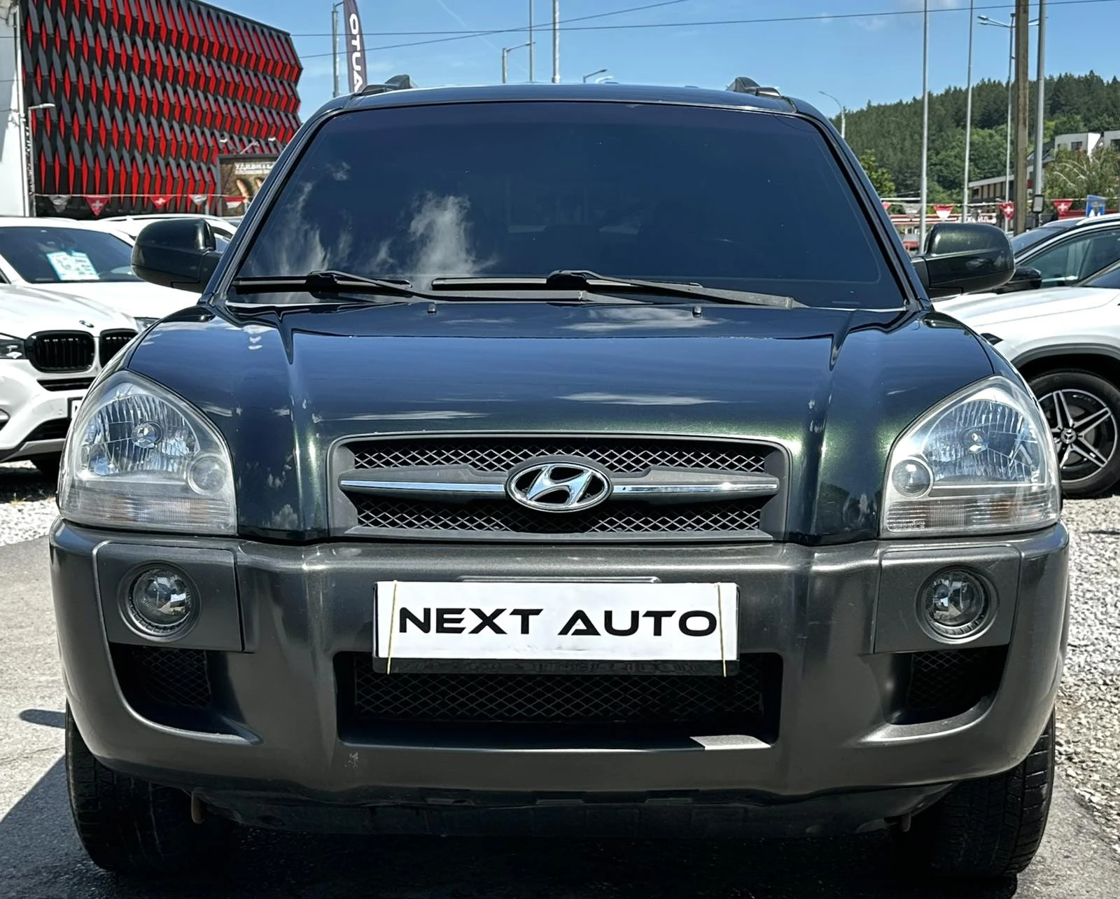 Hyundai Tucson 2.0CRDI 136HP 4WD AUTOMAT КОЖА ТЕГЛИЧ, снимка 2 - Автомобили и джипове - 54852681