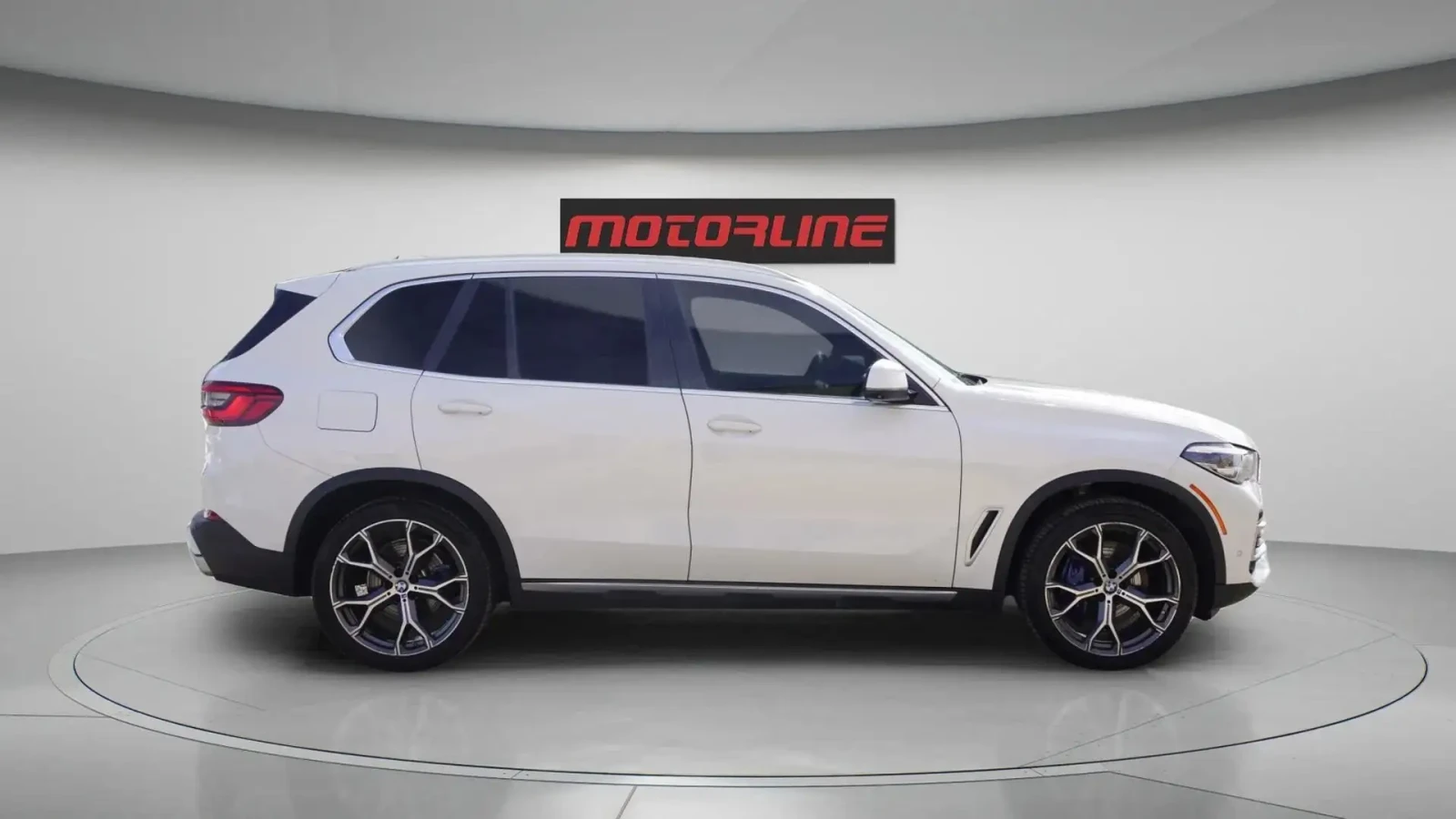 BMW X5 xDrive40i, снимка 4 - Автомобили и джипове - 55102251
