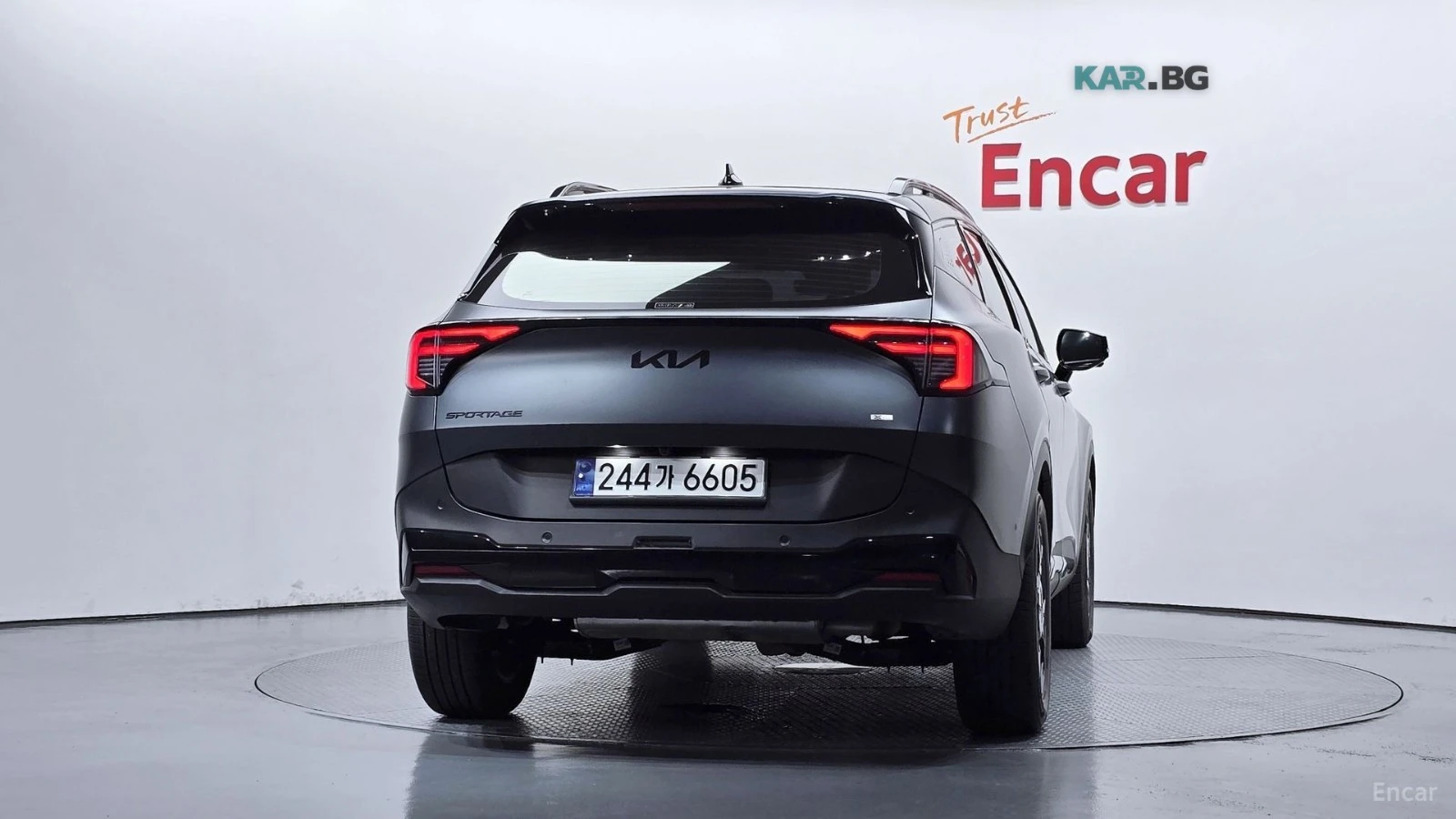 Kia Sportage ОБДУХВАНЕ* 360 КАМЕРА* ДИСТРОНИК* СЛЕД НА ЛЕНТИ* , снимка 4 - Автомобили и джипове - 55403721