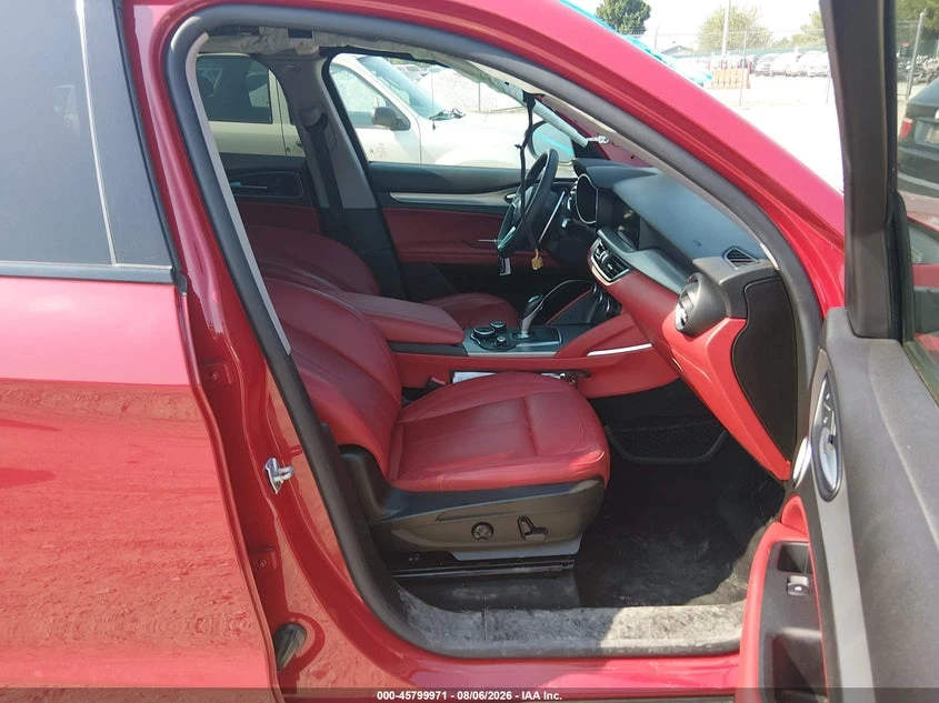 Alfa Romeo Stelvio 2l Sport Awd, снимка 5 - Автомобили и джипове - 55591545
