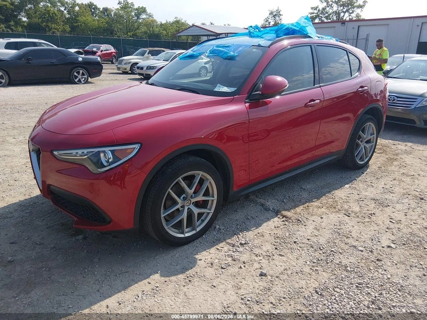 Alfa Romeo Stelvio 2l Sport Awd, снимка 2 - Автомобили и джипове - 55591545