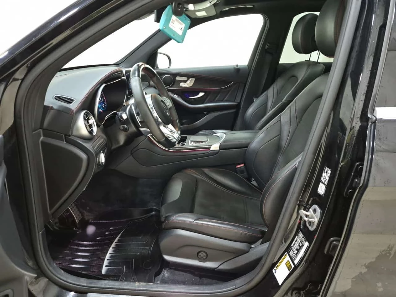 Mercedes-Benz GLC * AMG 43 * CARFAX * , снимка 5 - Автомобили и джипове - 56300947