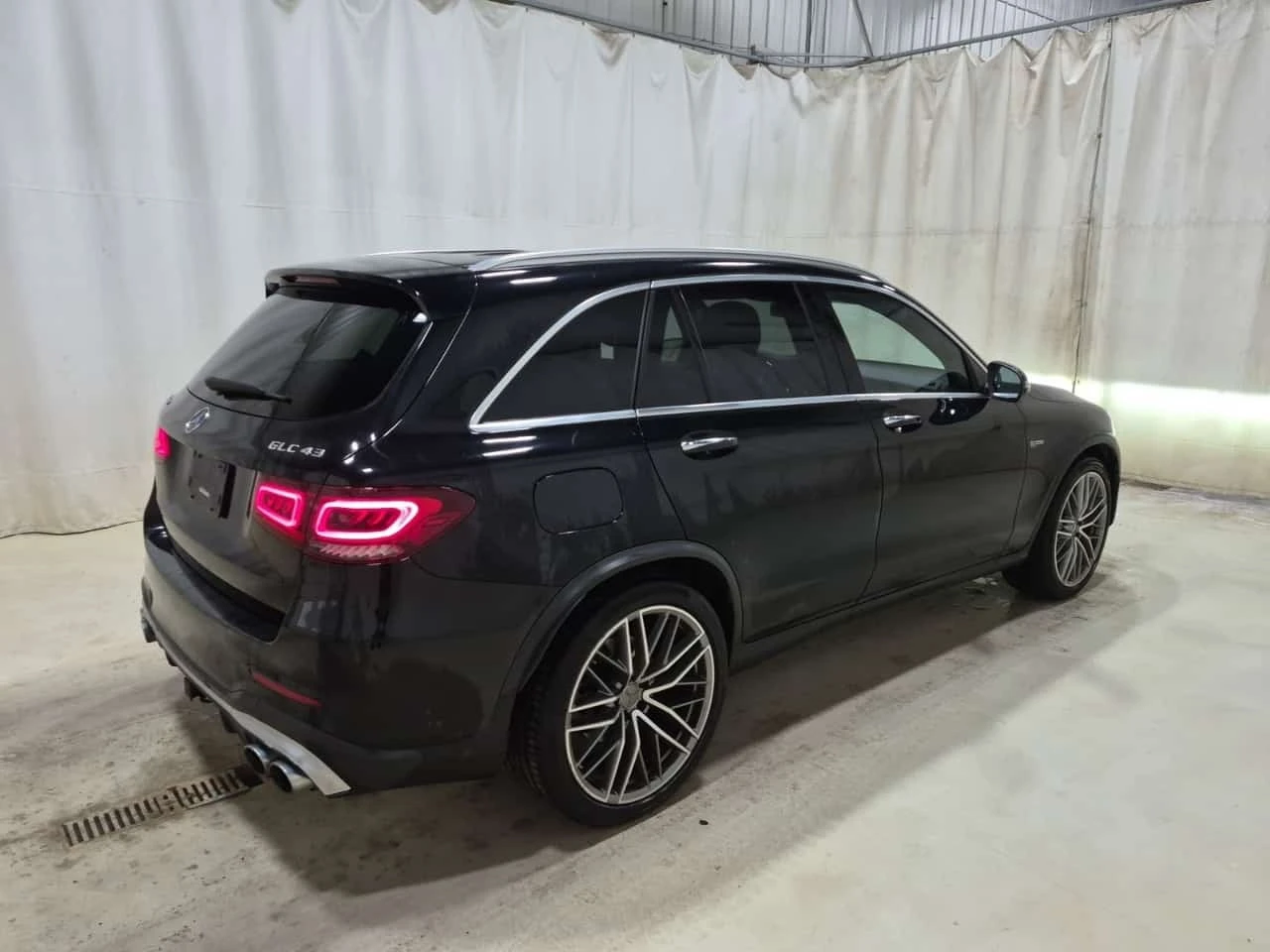 Mercedes-Benz GLC * AMG 43 * CARFAX * , снимка 3 - Автомобили и джипове - 56300947