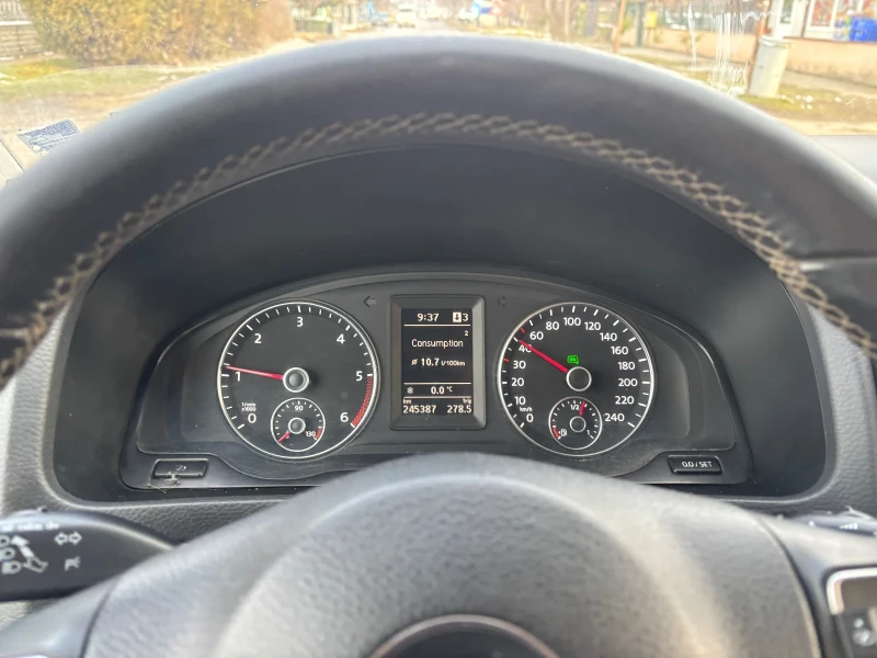 VW T5, снимка 10 - Бусове и автобуси - 53462331