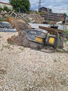  Komatsu HB215-1 Hybrid | Mobile.bg    10
