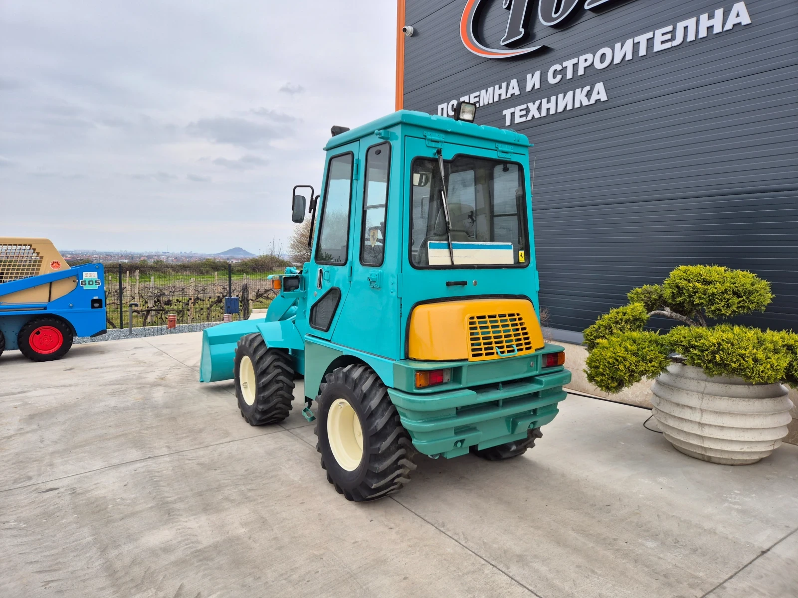 Челен товарач Друга марка YANMAR V3 / ПЕРФЕКТЕН ! - изображение 3