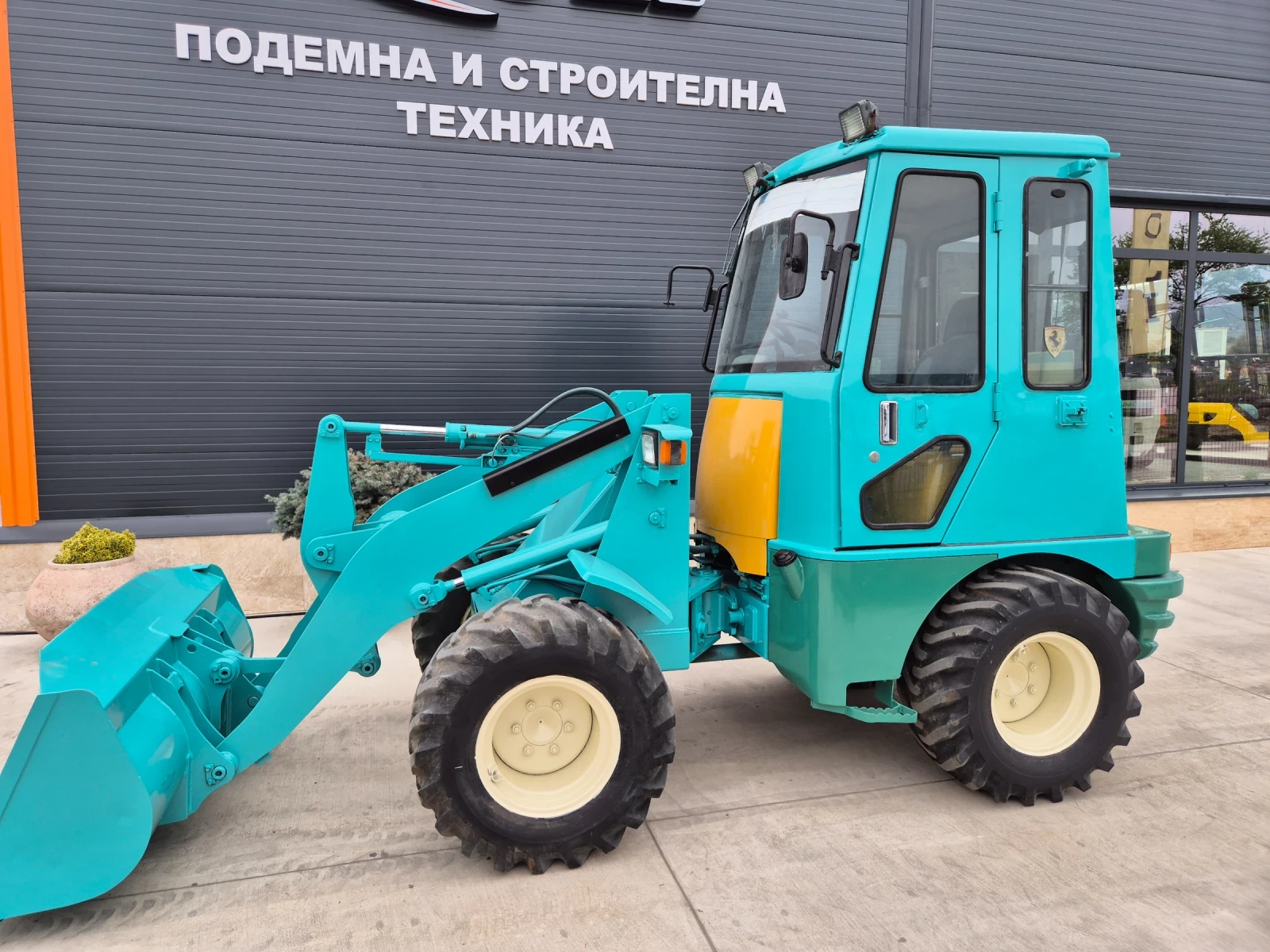 Челен товарач Друга марка YANMAR V3 / ПЕРФЕКТЕН ! - изображение 2