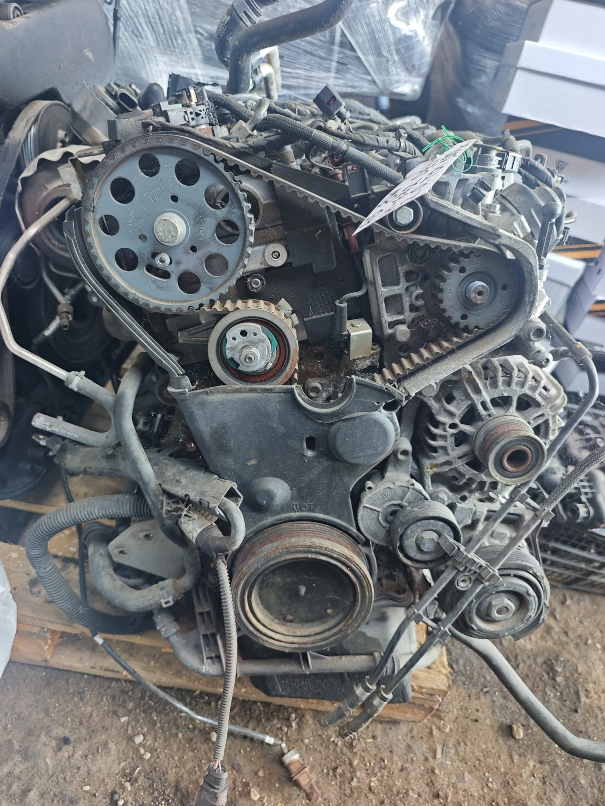 Двигател Audi A4 B9 8W 20 TDI DET 04L100090