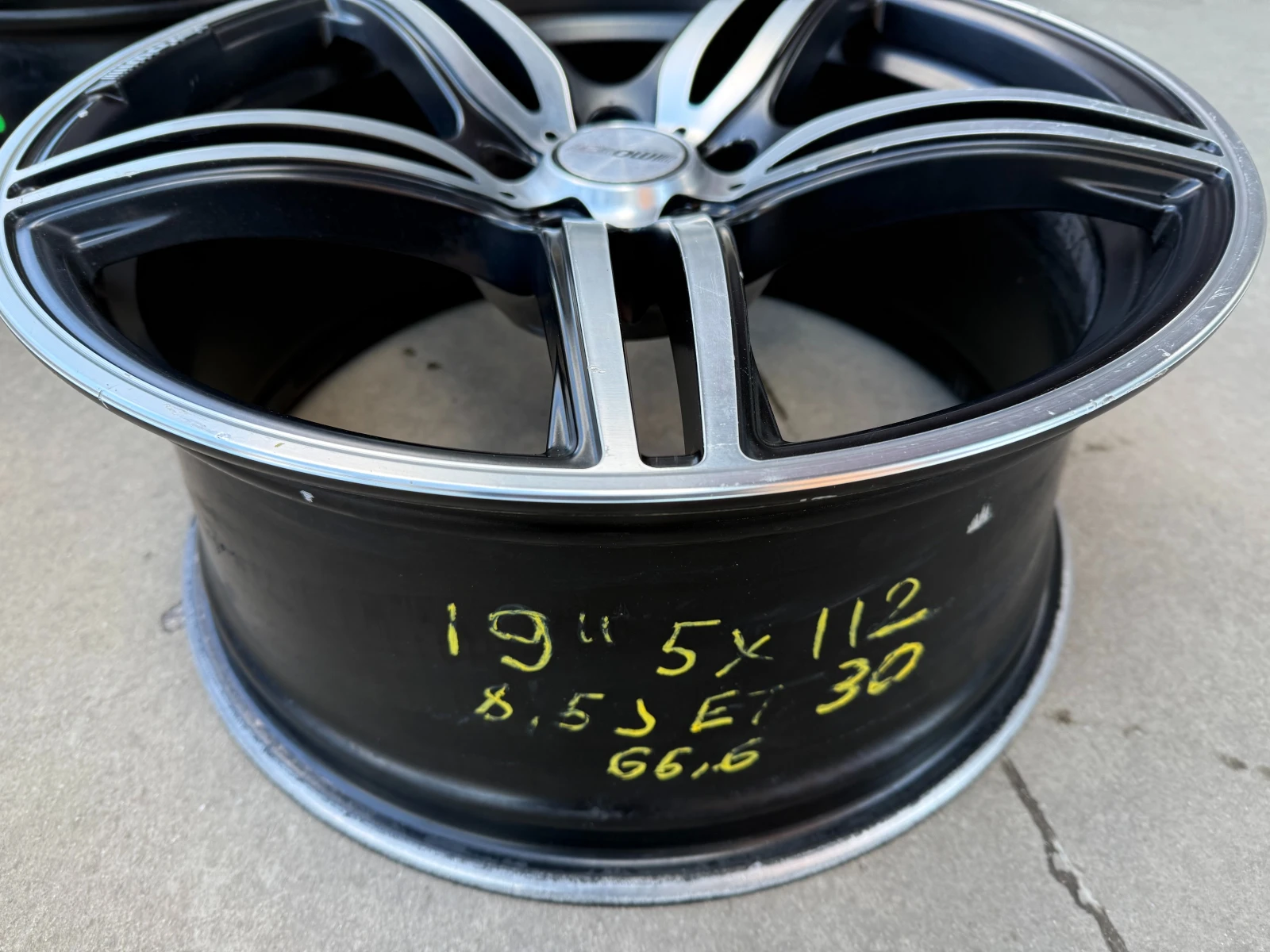 ������ | Mobile.bg � ����������� 9