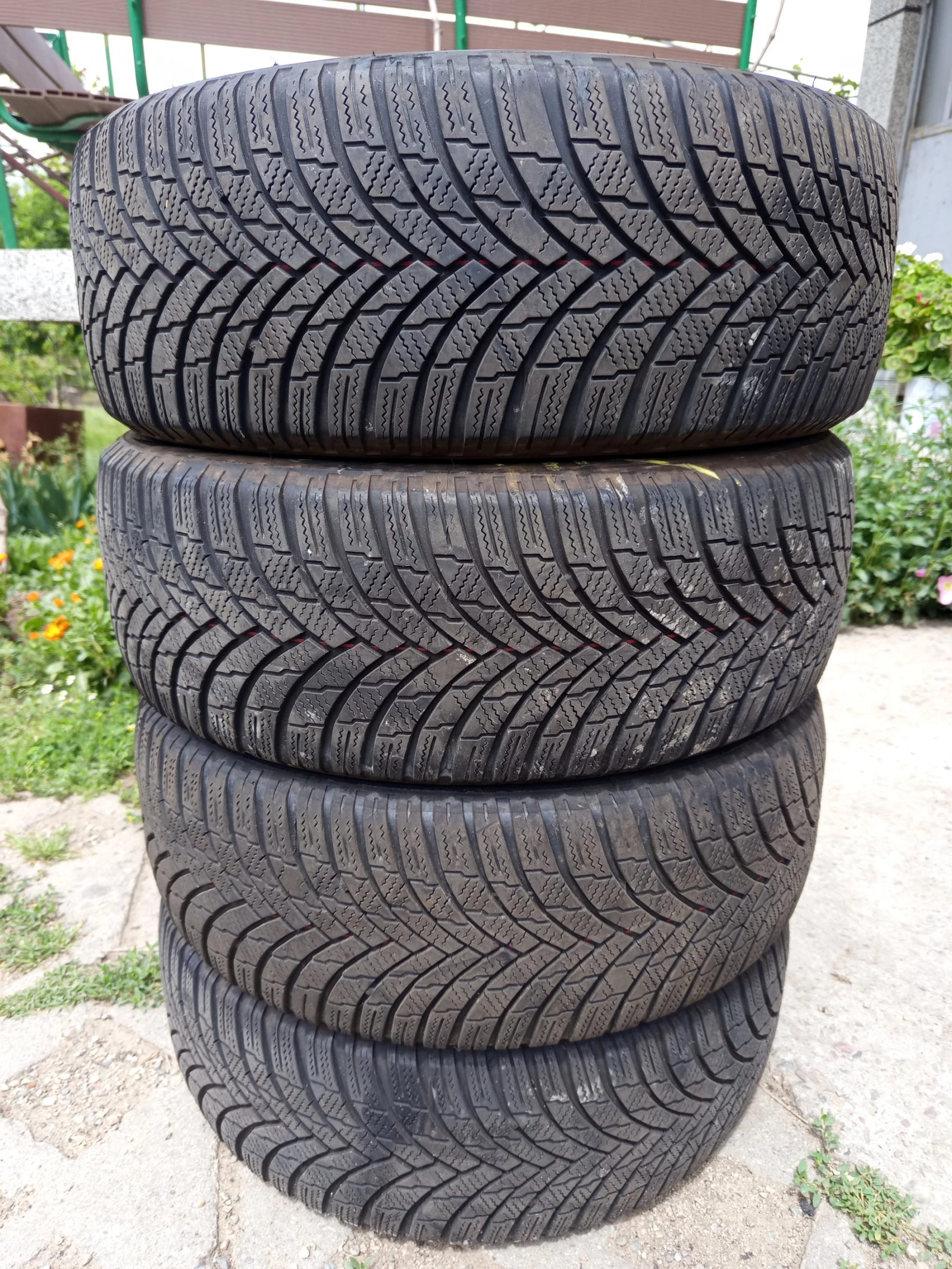Гуми Зимни 195/55R16