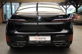 BMW 760  V8/SWAROWSKI/Xdrive/Theater Scr/M-Pack/Bower&Wilk, снимка 5