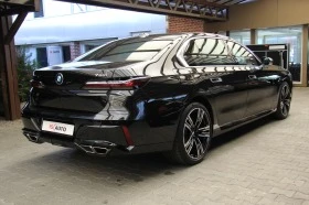 BMW 760  V8/SWAROWSKI/Xdrive/Theater Scr/M-Pack/Bower&Wilk, снимка 4