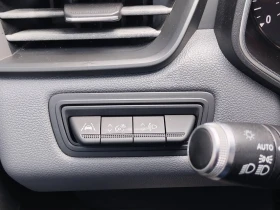 Renault Clio 1.0Tce/ 90к.с./Life, снимка 15