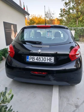 Peugeot 208 82 к.с., снимка 3