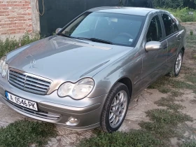 Mercedes-Benz C 180 W203, бензин, 143ph, снимка 1