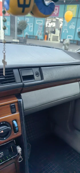 Mercedes-Benz 124 2.5 D | Mobile.bg    16