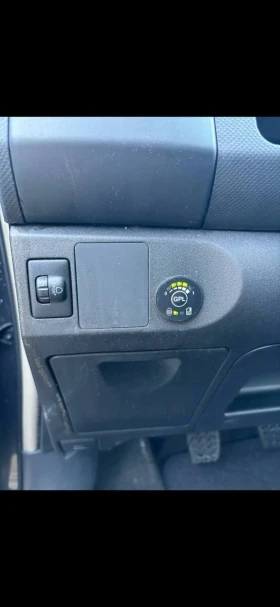 Toyota Yaris - 4500 лв. / 2300.81 € - 72613100 10