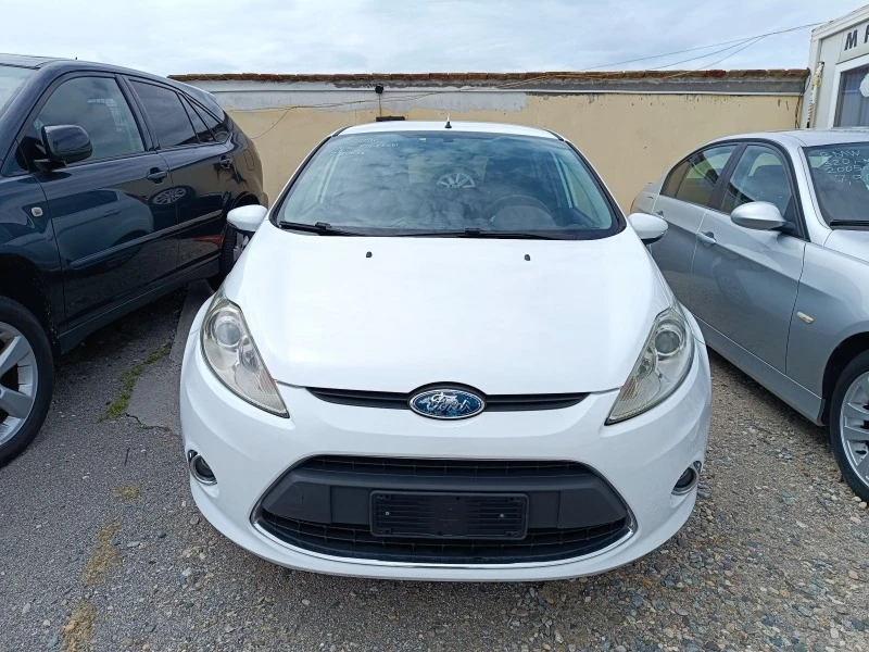 Ford Fiesta, снимка 1 - Автомобили и джипове - 47336215